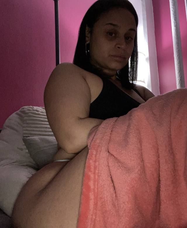 Hi Guys 🍑🍆 Come Smack it For Me 👋🏼 i Squirt💦 👅🥴 24/7 Available🥵Outcall, Incall,CarFun🚗 and Ftshow and I sell videos😍 - Image 3